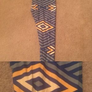 LuLa Roe Leggings and Sarah